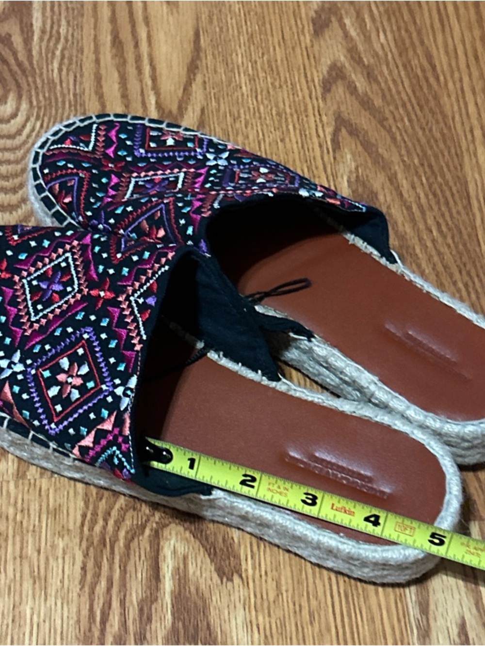 American Eagle Outfitters Embroidered Aztec Mule Platform Espadrille Shoe Size 8 - Picture 6 of 9